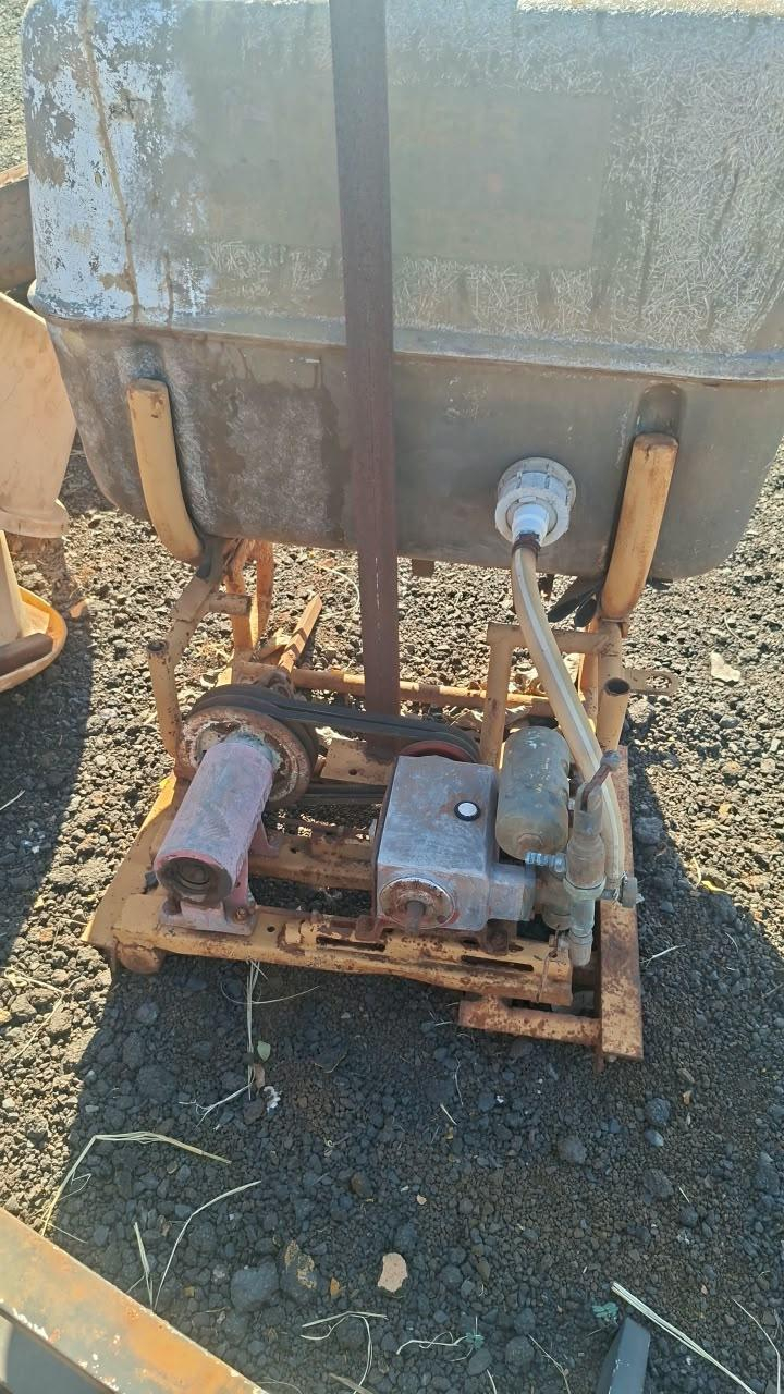 BOMBA DE VENENO 225 L - IDEAL PARA AGRALE