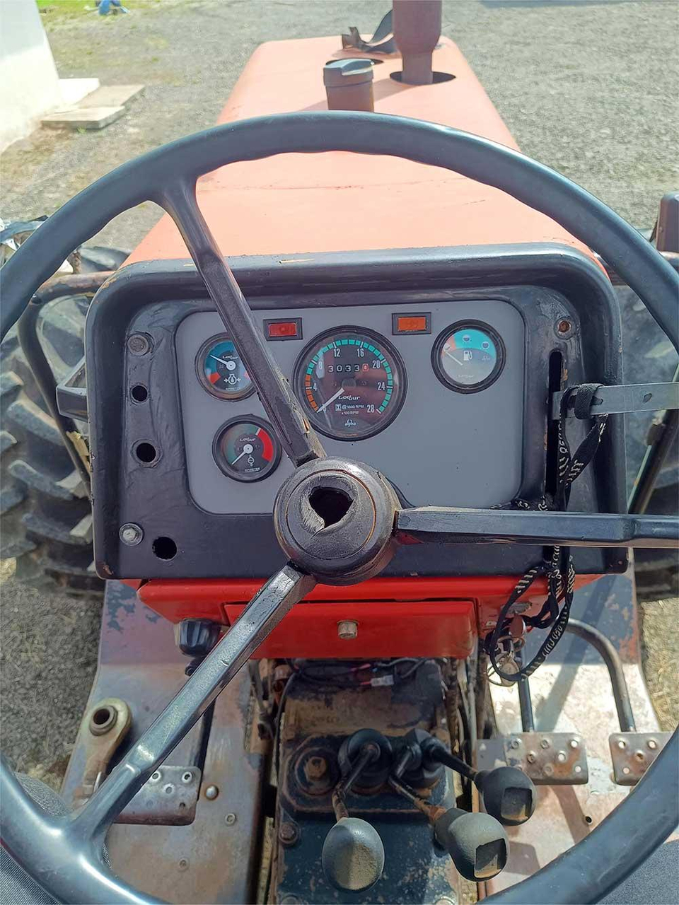TRATOR MASSEY FERGUSON 275 - ANO 1994